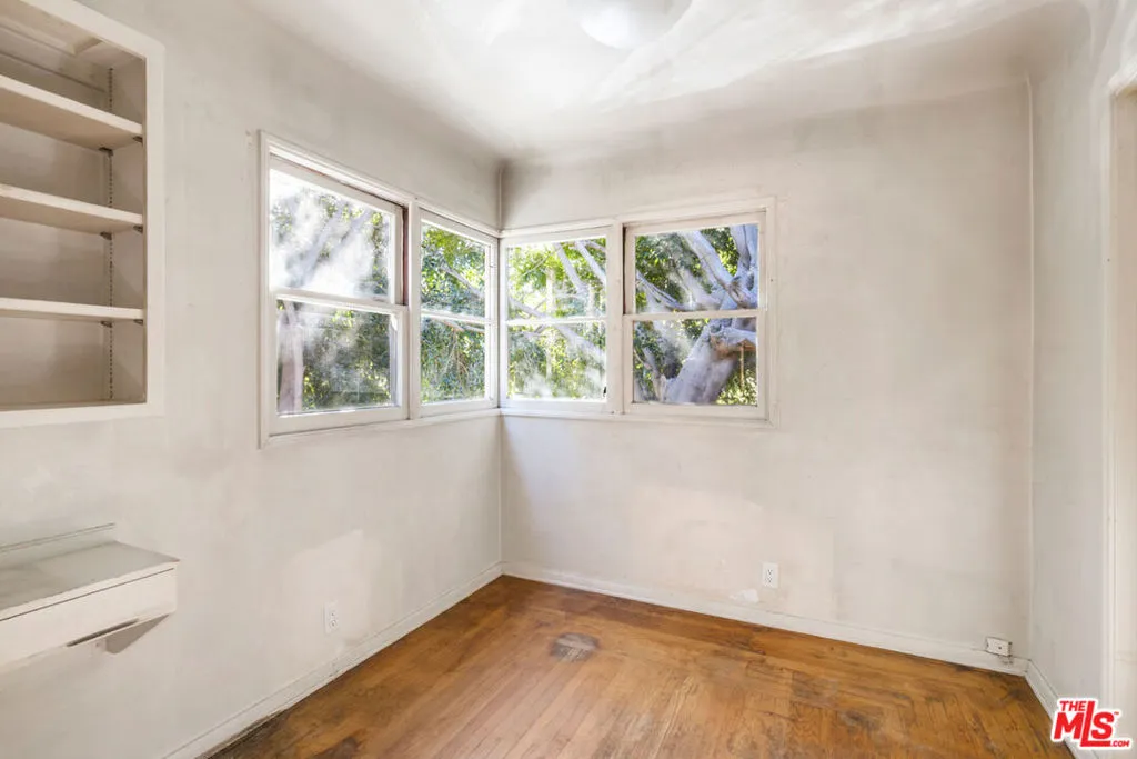 2215 Allesandro Way, Los Angeles, California 90039 home-pic-8